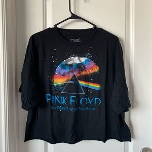 Black Pink Floyd band tee shirt